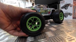 HPI TV Video: NEW HPI Savage XS Vaughn Gittin Jr @ Nuremberg Toy Fair 2016