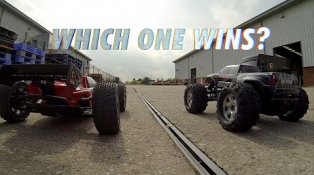 HPI TV Video: Savage FLUX vs Trophy Truggy FLUX